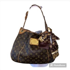 LAST CALL 🎁LV Galliera hobo 🛍️ bag